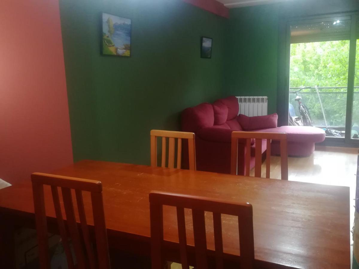 La Terraza De Zahara Apartment Pamplona Bagian luar foto