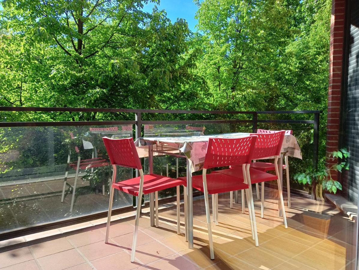 La Terraza De Zahara Apartment Pamplona Bagian luar foto