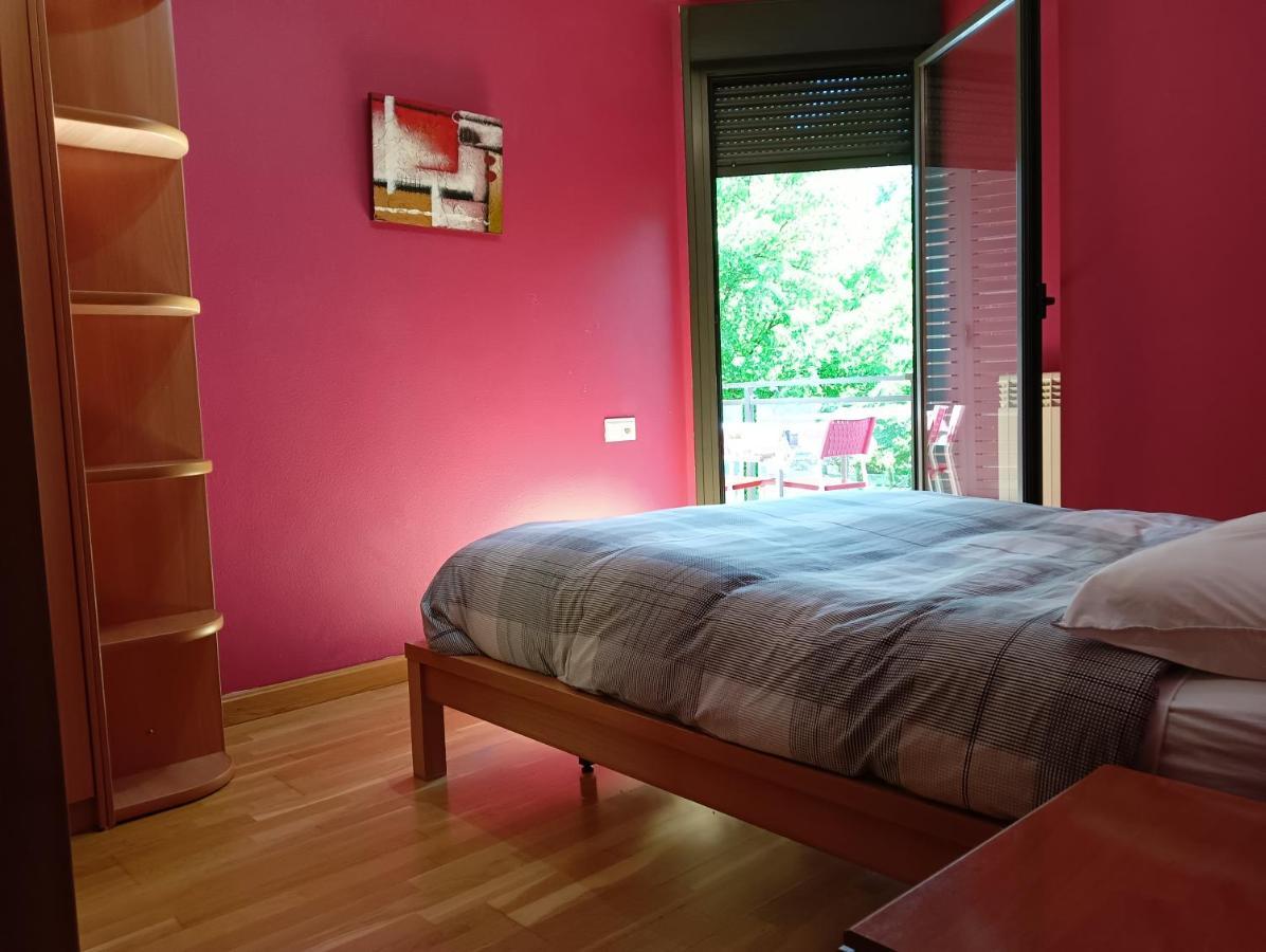La Terraza De Zahara Apartment Pamplona Bagian luar foto