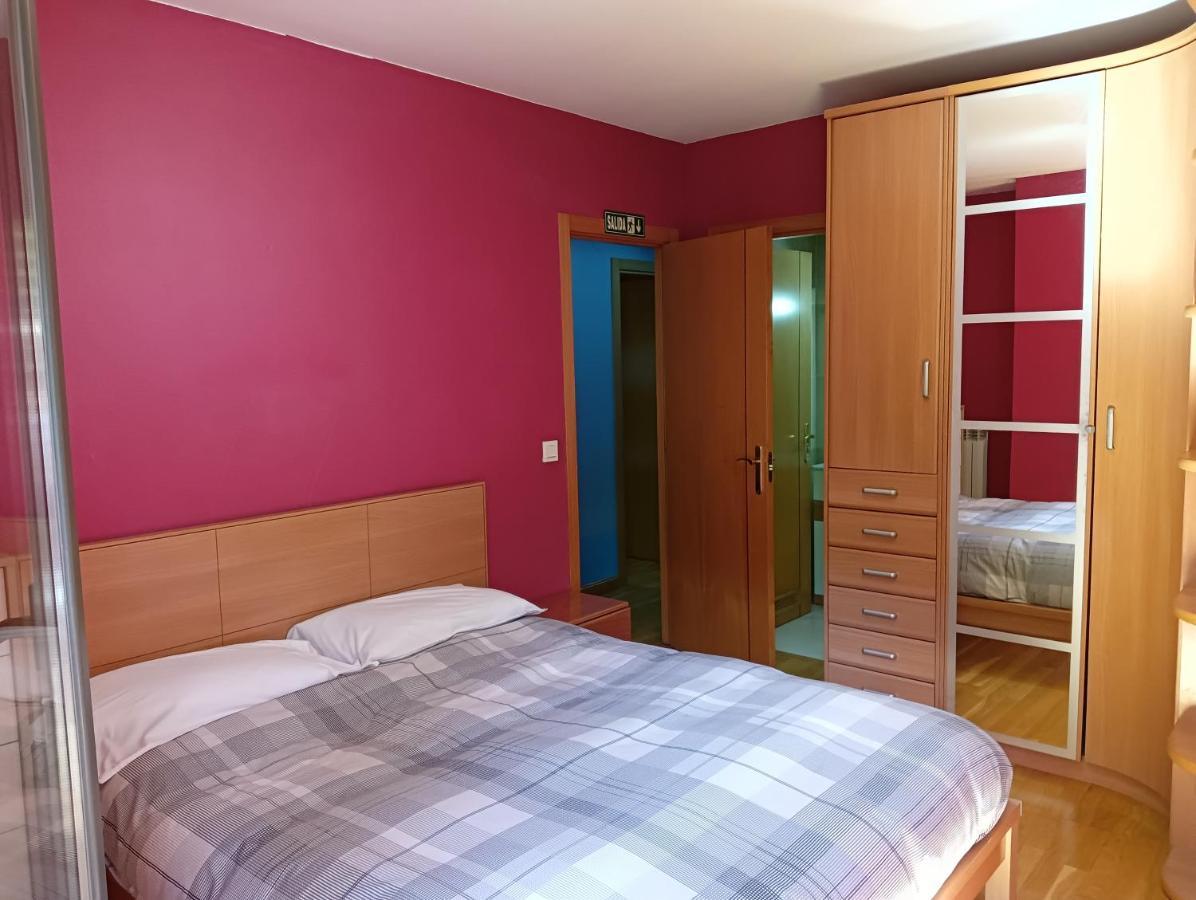 La Terraza De Zahara Apartment Pamplona Bagian luar foto